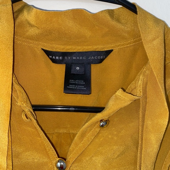 Marc Jacob’s Top - Picture 3 of 4